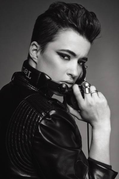 Photograph Alexis Chabala  Agathe Mougin 2012 London on One Eyeland